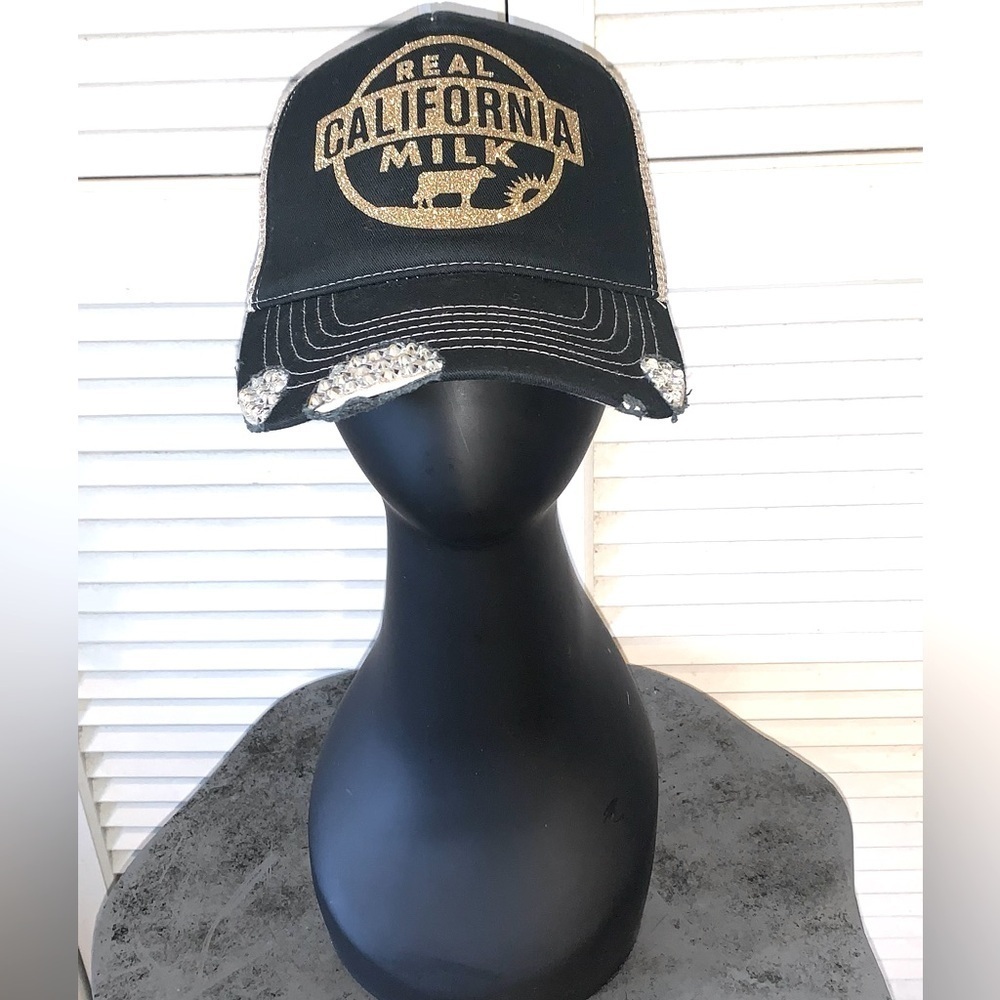 California Milk Black and Gold Baseball Cap women’s